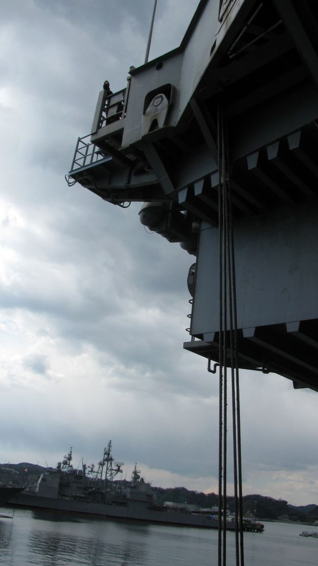 空母ジョージワシントンを見に米軍横須賀基地へ2012年』横須賀