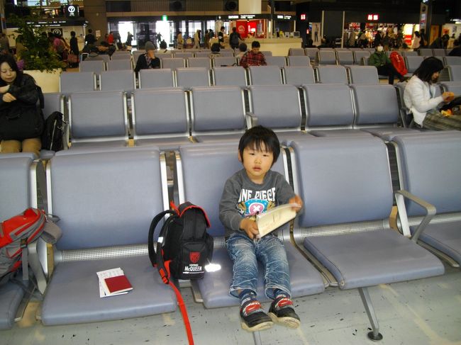 元気いっぱいです<br /><br />お腹すいたとか、おやつ食べ始めました