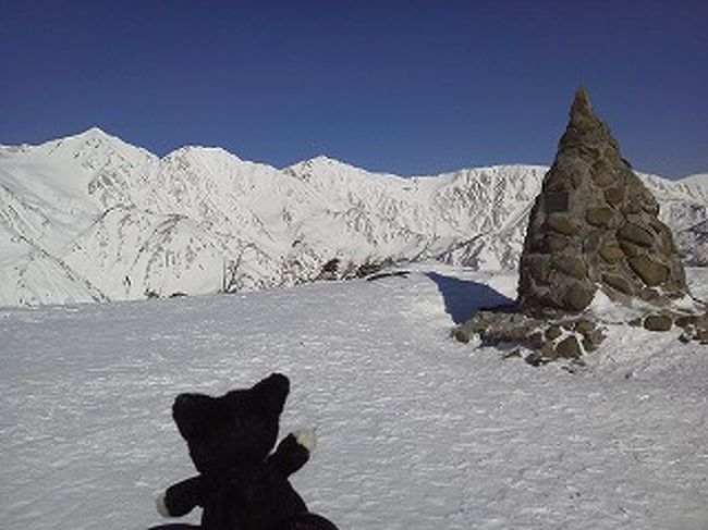 ケルンと白馬三山。