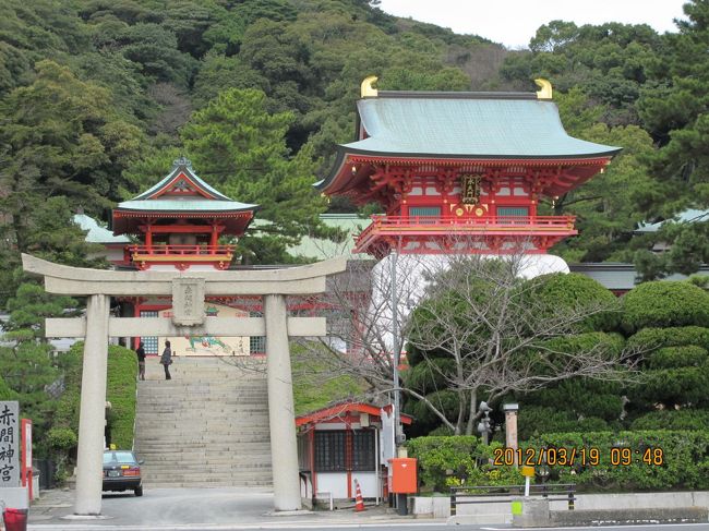 赤間神宮です。安徳天皇がまつられてます。