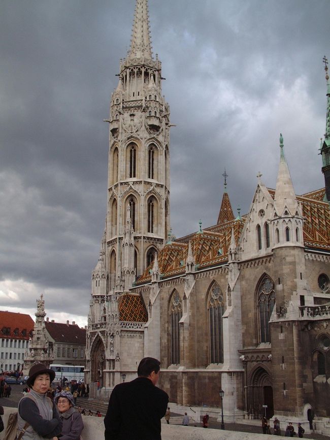 漁夫の砦から見た、マーチャーシュ教会