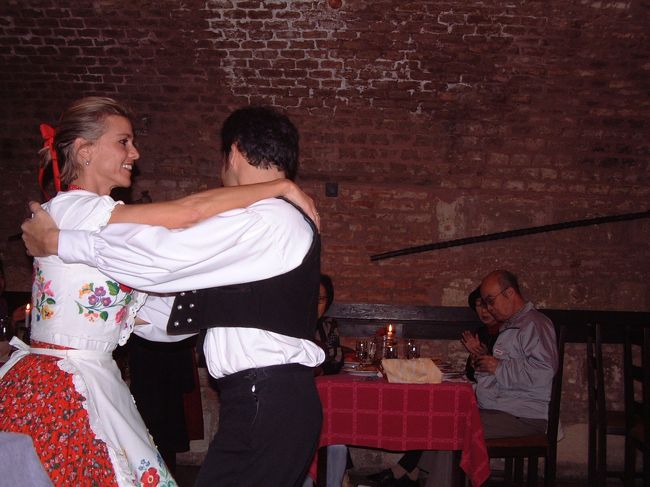 ジプシー音楽のディナー