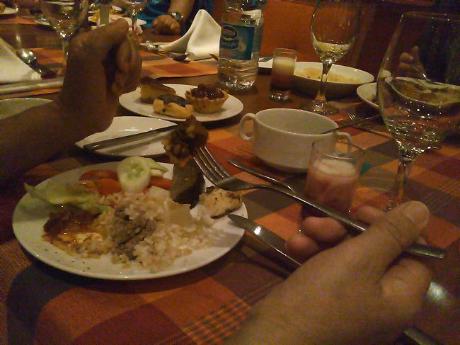 あんまり美味しくありませんでした。<br /><br />ファミレスのフレンドリーレベルｗ