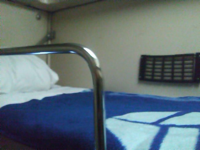 一応、1等個室寝台です。<br /><br />日本でいう、Ｂ寝台上段ですね。