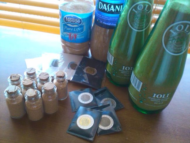 友達へのお土産は現地のコインと、<br />砂漠も砂です。<br /><br />喜んでくれました。