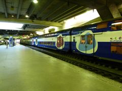 モンパルナス駅でシャルトル行きの電車（同型の電車）を写した

