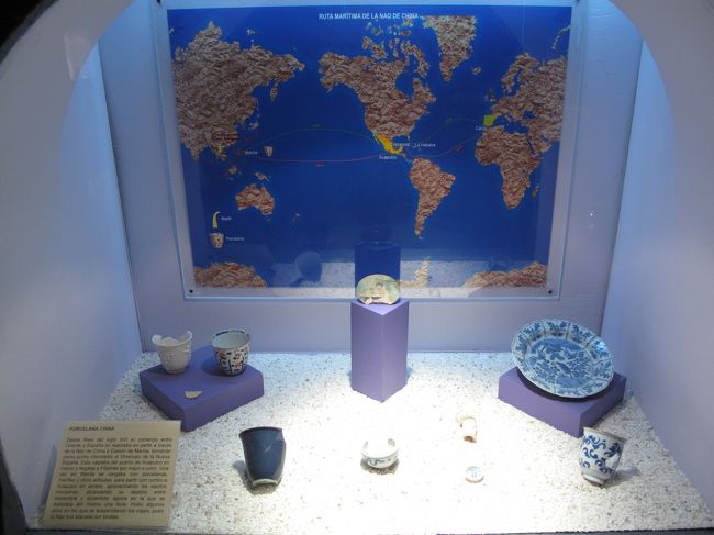 メキシコを介したアジアとスペインの中継貿易。<br />16世紀頃か。<br />陶磁器が交易の対象になっている。
