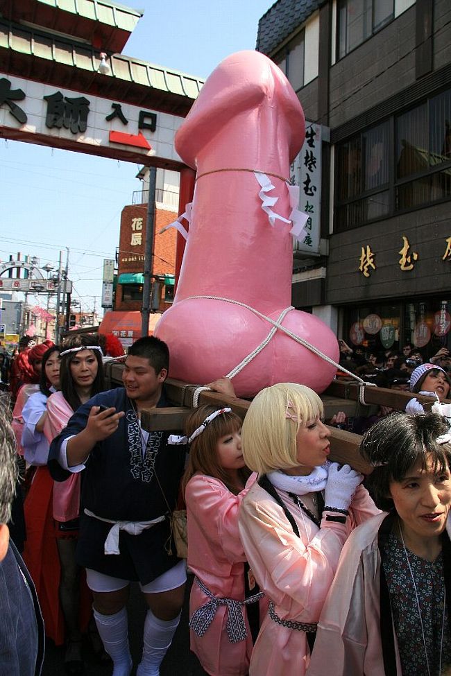 世界で一番盛り上がるのは何祭り 狂乱のかなまら祭りin川崎 川崎 神奈川県 の旅行記 ブログ By どんぴさん フォートラベル