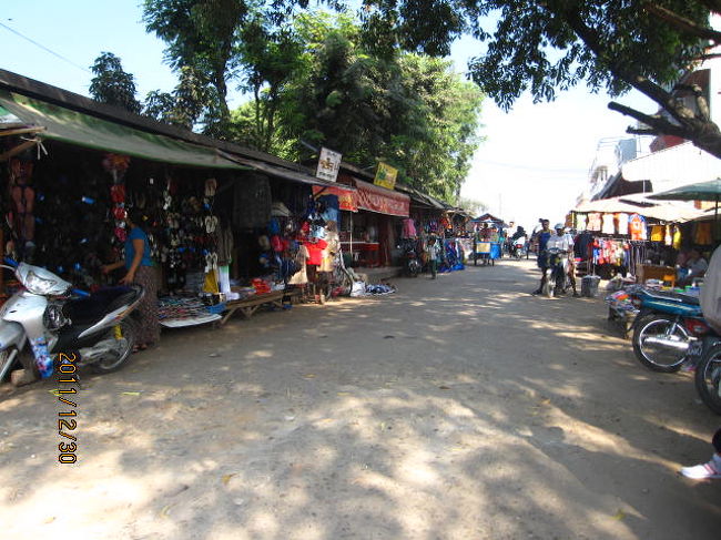 タイと比べたら随分とのんびりしている。