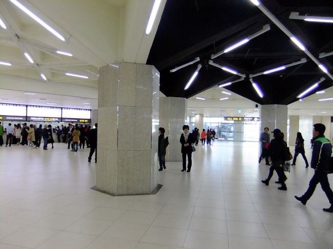 快晴の好天気に誘われ・・・<br /><br />沙上、西部バスターミナルから