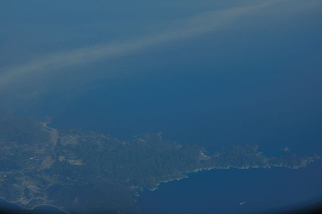 種子島上空。予定到着時間は１６時４０分。