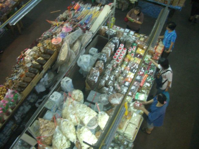 上から１階を見下ろせます、これは楽しい！！！