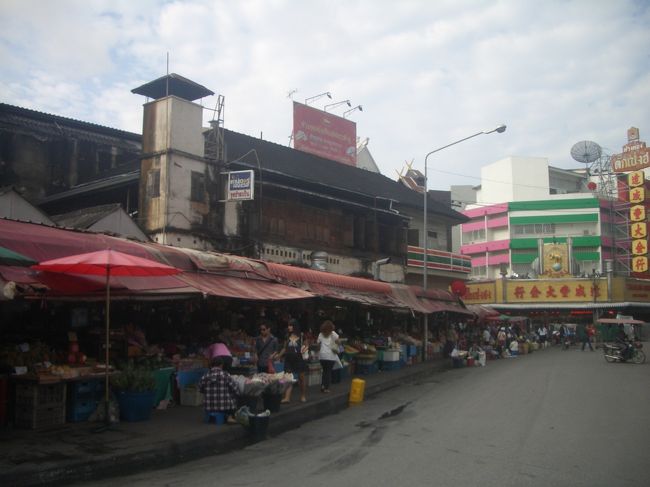 思いっ切りチャイナタウン。