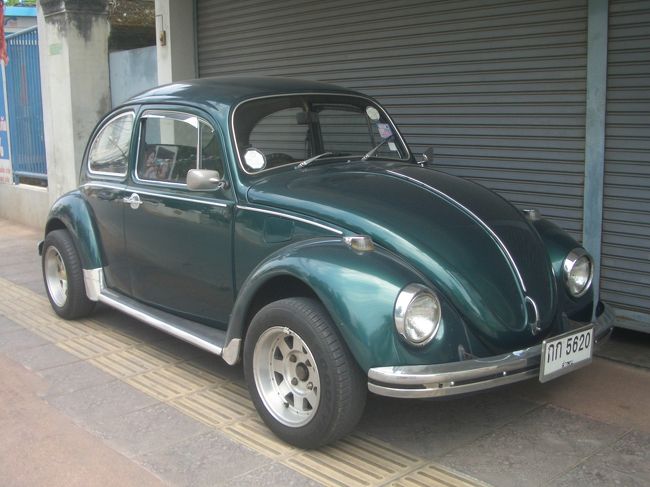 ワーゲンは人気があるようで、皆さん大切に乗っているようです。<br /><br /><br /><br /><br /><br /><br /><br /><br /><br /><br />ランプーン市内にて