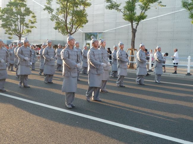 ここから中国。<br />迫力ある兵馬俑です。