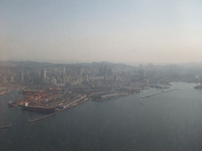 ２時間弱で大連に到着！<br /><br />大連、北京に行く時はいつも曇ってたりするけど、今日は天気が◎<br /><br />