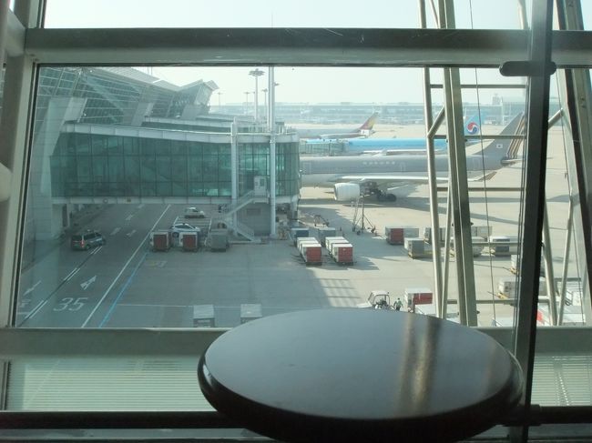 お腹はいっぱいだったので、コーヒーだけ。<br /><br />ラウンジでコーヒー飲みながらまったりする時間が好き☆