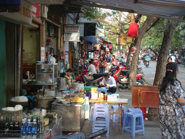 店先と通路の区別がない