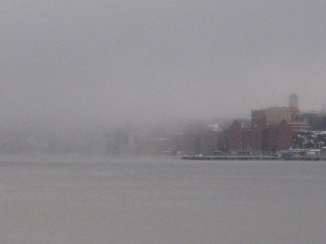 みるみるうちに、けむってきました。<br />寒そう･･･。寒かったです。