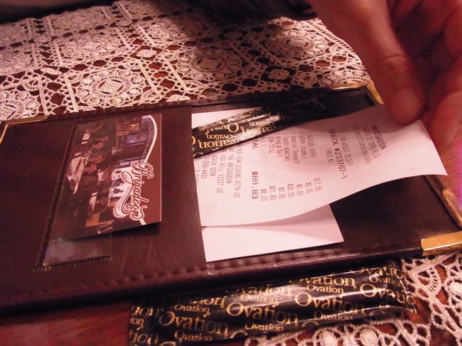 レシートと共にチョコをもらいました。