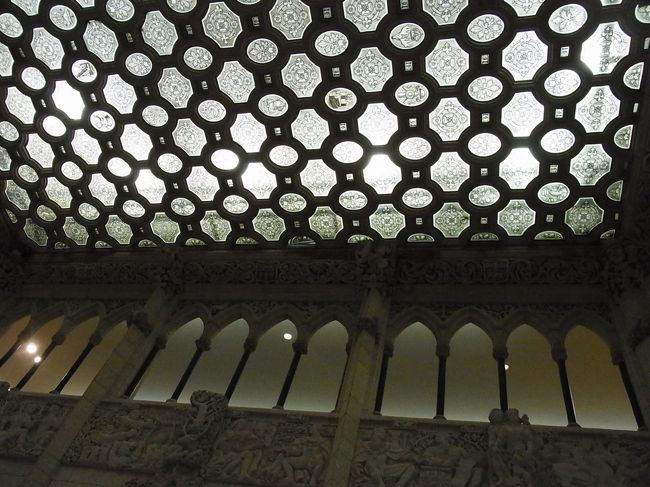 天井が美しい。