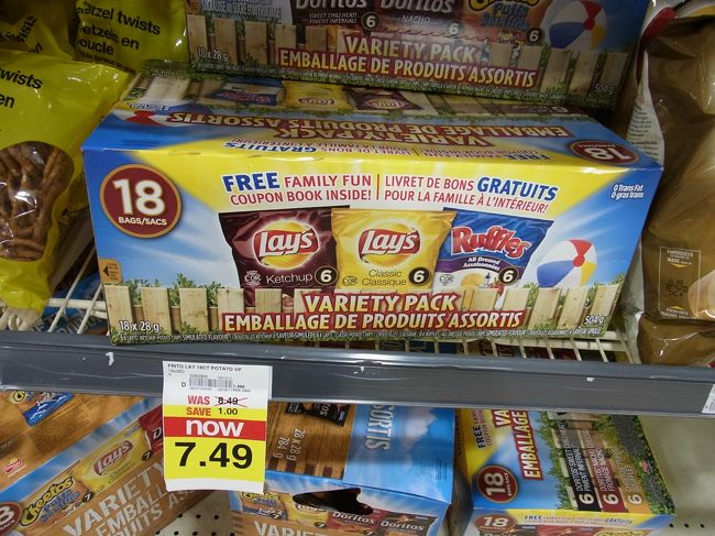 ポテチの詰め合わせ。<br />買わなかったけれど。<br />日本にもこんなのあればいいのにな〜。<br />いろんな味が食べられる。