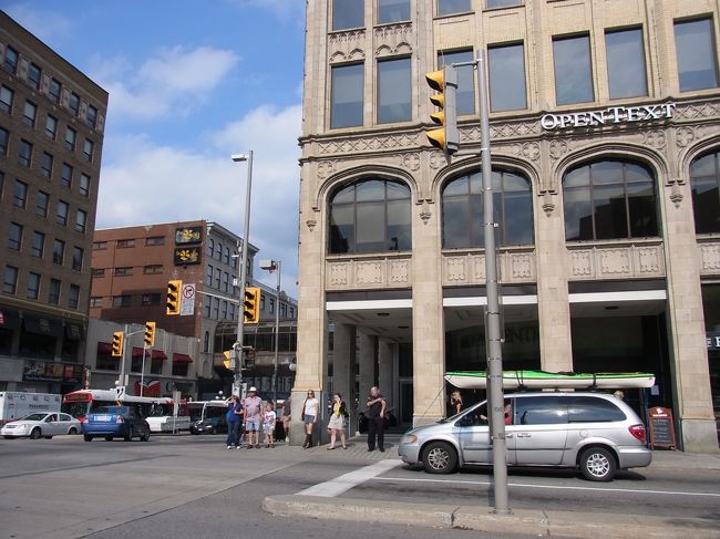 リドーセンターのショッピングモール。<br />