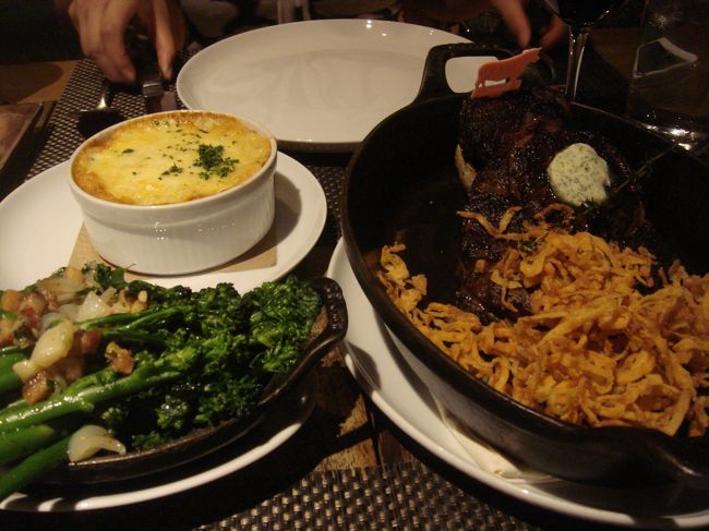 お肉も固すぎずgood！<br /><br />再訪したいお店です<br />3日目も良く歩き、良く食べました！