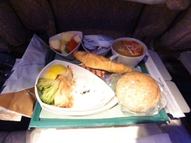 朝食もまずかった、サーモンの照り焼きです<br /><br />最後になりましたが文化水準が高く発信都市でもあるロンドンは<br /><br />日本と同じ島国の首都<br /><br />優しい国民性は日本人以上かも<br /><br />１００年前の同盟国は今も似たもの同士であると感じた旅行でした