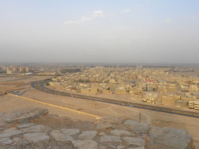 すぐ近くには新興住宅地も迫ってきています。