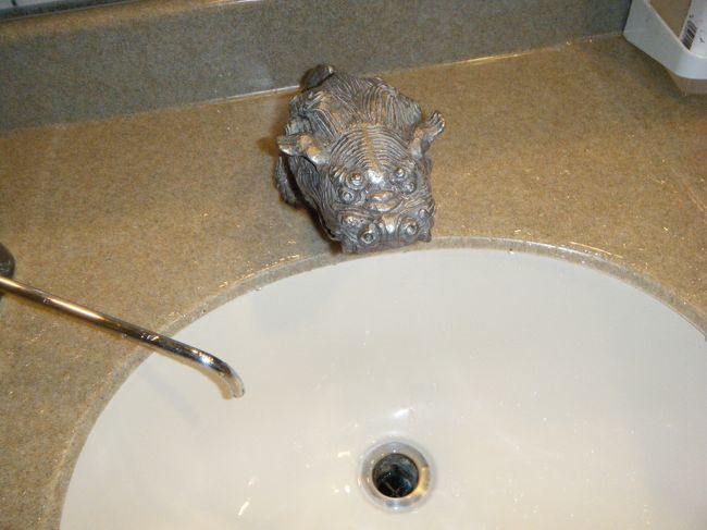 トイレの蛇口が龍でした。