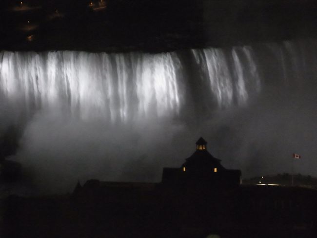 12時ころまでライトアップ。