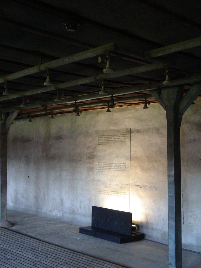 No.41 A male bath barracks<br /><br />中に入ってみます。<br /><br />ここに送られてきた囚人はまずこの建物で衣類を着替えさせられました。