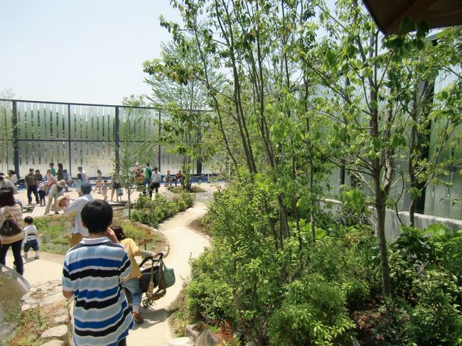 同じく・・・<br /><br />ここを抜けると出口です。<br /><br />