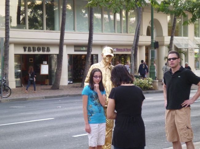 こっちはふつう。<br />キャップかぶってるとこがアメリカン？