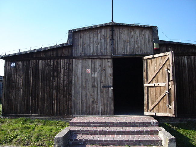 Barracs No.45<br /><br />ここには何があるのでしょう・・・・・？