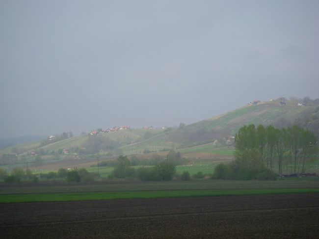 なんかちょっと雰囲気が違うかな〜と思いきやいつの間にやら国境を越えていたよう。<br />こちらもシェンゲン協定内フリーパスです。