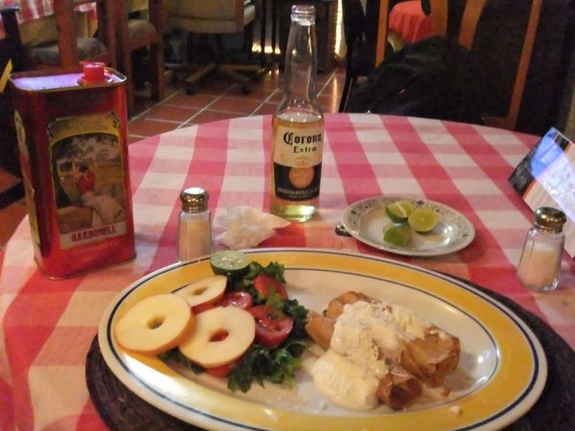 コロナとタコス（揚げたやつ）♪<br /><br />めっちゃおいしい！<br /><br />