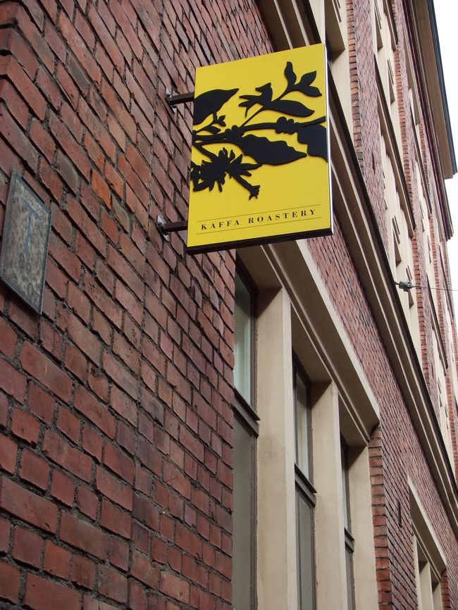 またまたコーヒーです。<br />豆屋さんなので、小さなカウンターのみのお店でした。<br />ホテルでもらった街案内を見て、急きょ行ってみたお店。