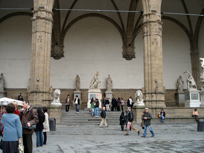 シニューリア広場