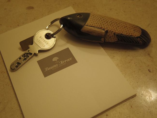 ホテルへ<br /><br />ブセナテラスへチェックイン