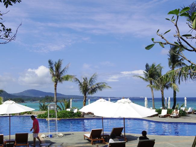 ホテル内を散歩