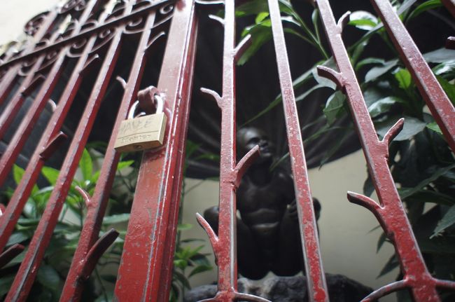 ジャンネケ・ピス。<br />小便少女とも言うそうですが…見た瞬間何とも言えない微妙な気持ちに。