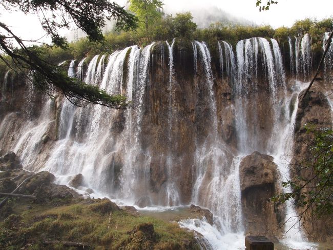 諾日朗はﾁﾍﾞｯﾄの言葉で、<br />男の神様って意味だそうφ(．．)