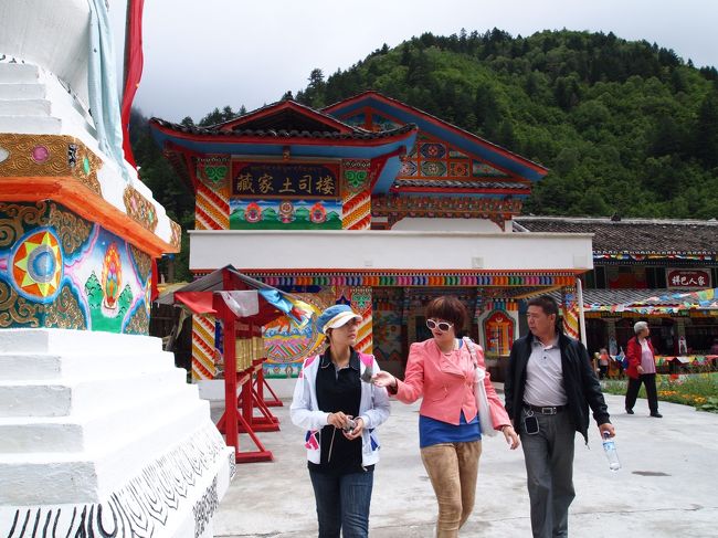 真ん中のおねーさんのファッションが(>m<)