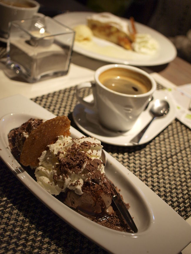 一休みの際の<br />ダムブランシュ（チョコがけアイス）やアップルたるとも美味しいよ！