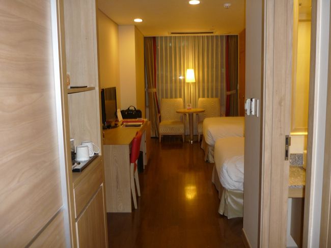 宿泊ホテルは、ラマダホテル＆スイーツソウル南大門<br />ホテルは、可もなく不可もなくって感じです。<br />今回はビジネスで行っているので、十分。