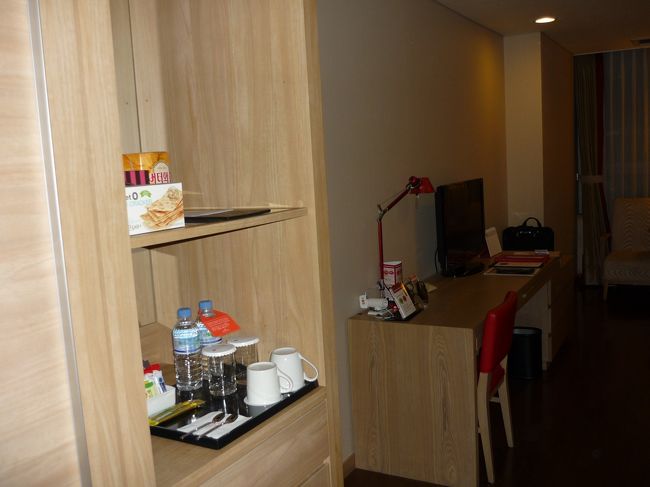 ホテルからの明洞までのアクセスは、やっぱりタクシーが必要ですね。