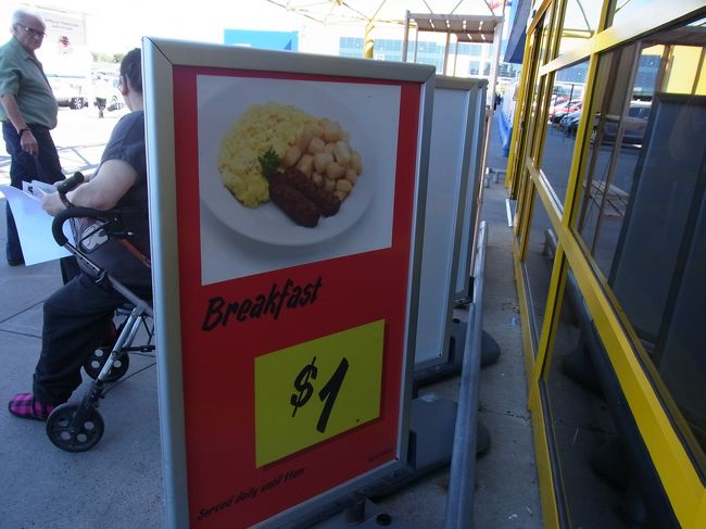 foodもとても安く提供していて集客力があります。