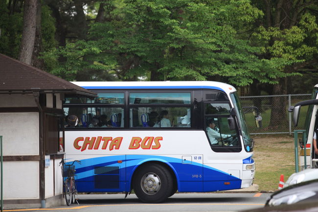 丸見え<br /><br />奥に停めたとはいえ<br />１ＢＯＸなので丸見え状態<br />